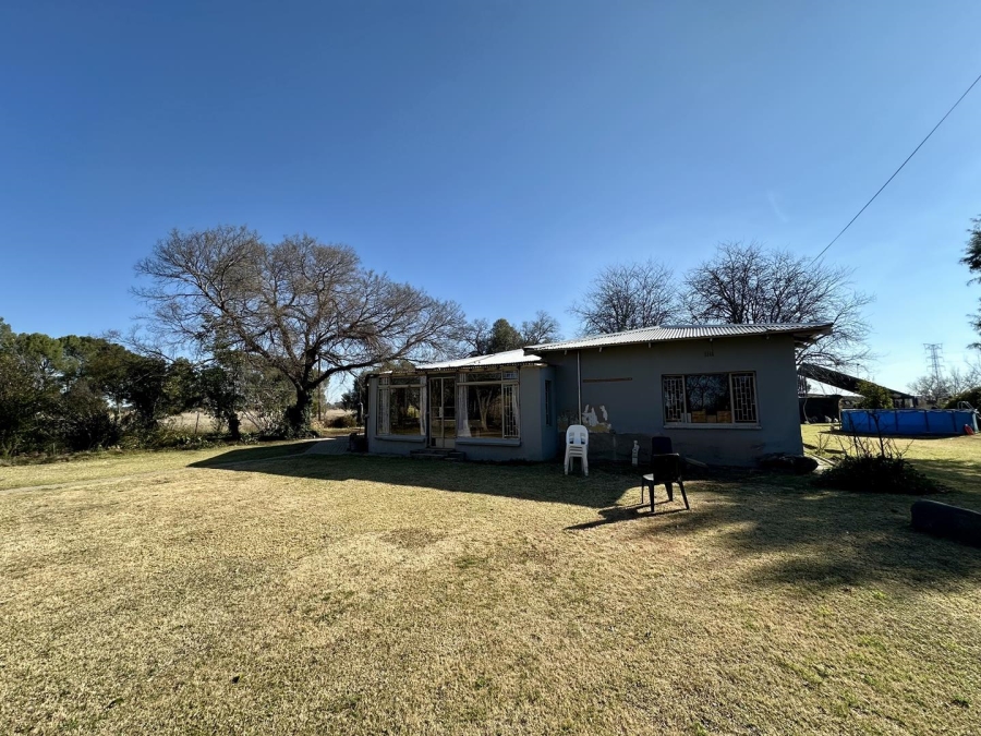 9 Bedroom Property for Sale in Bloemspruit Free State